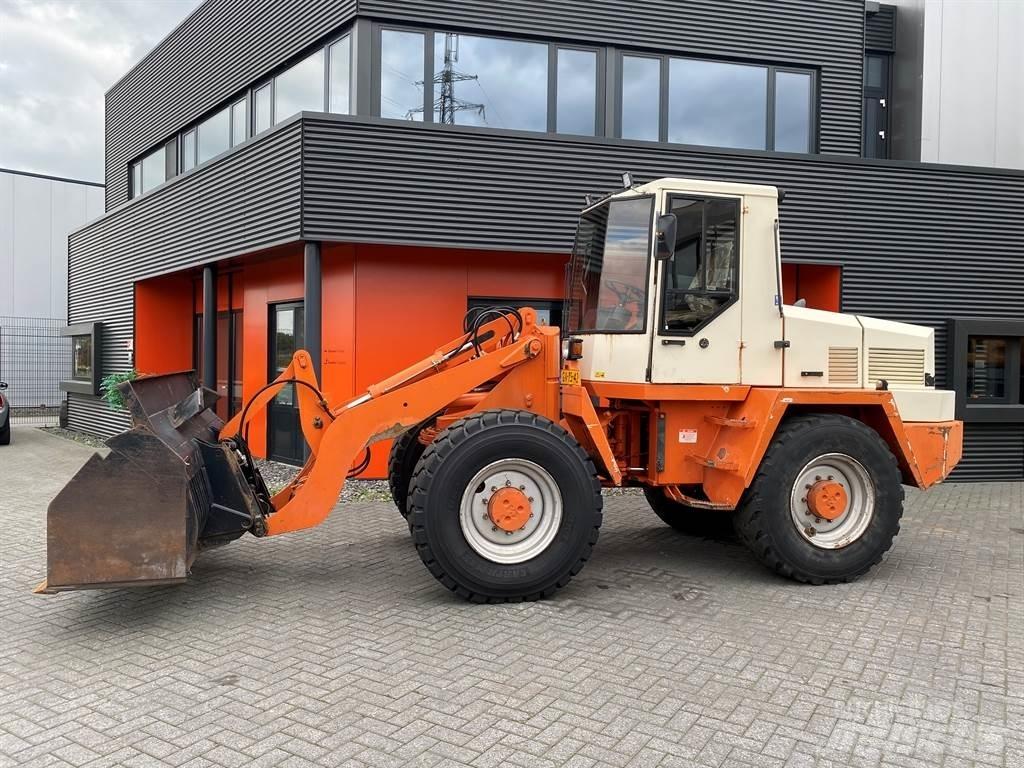 Schaeff SKS 661 Pás carregadoras de rodas