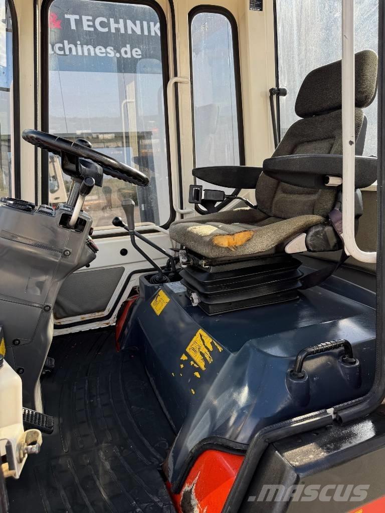 Kubota R 420 Pás carregadoras de rodas