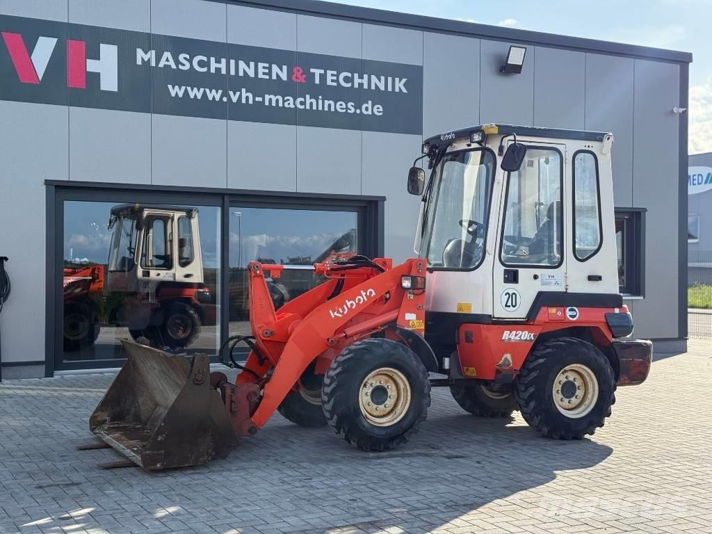 Kubota R 420 Pás carregadoras de rodas