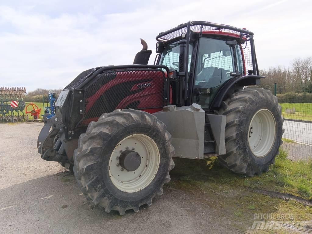 Valtra T 234 Direct Tractores florestais