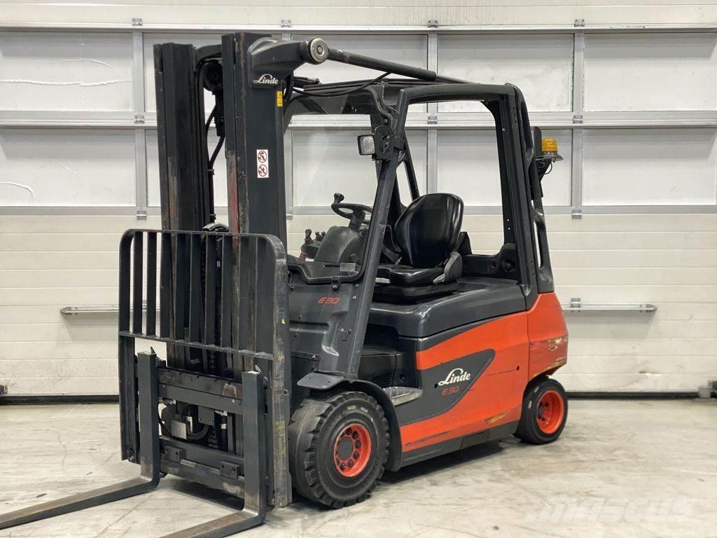 Linde E30-01 Empilhadores eléctricos
