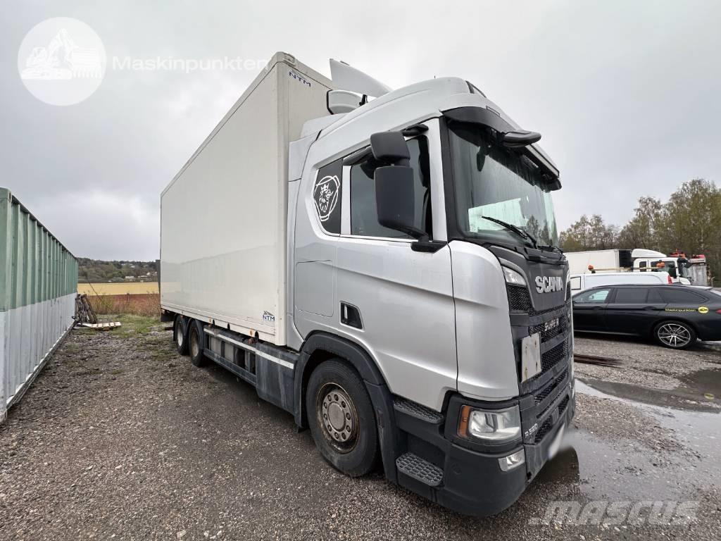Scania R 520 Camiões de caixa fechada