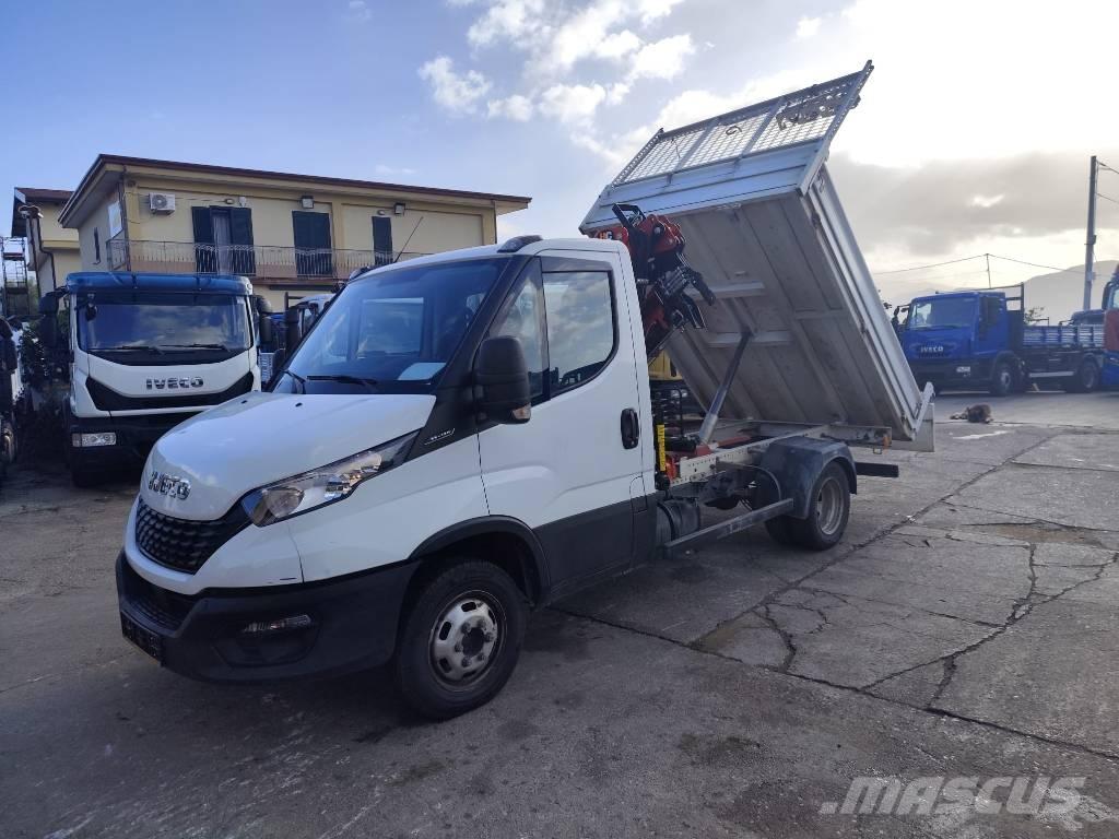 Iveco Daily 35-120 Camiões grua