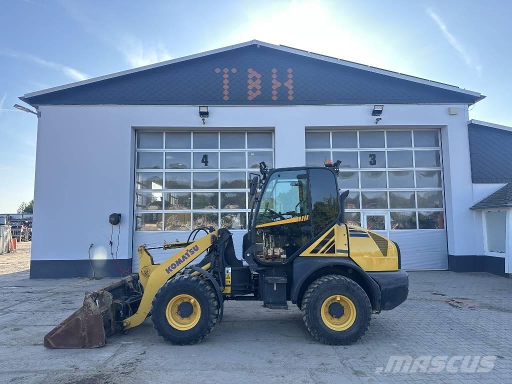 Komatsu WA 80-6 Pás carregadoras de rodas