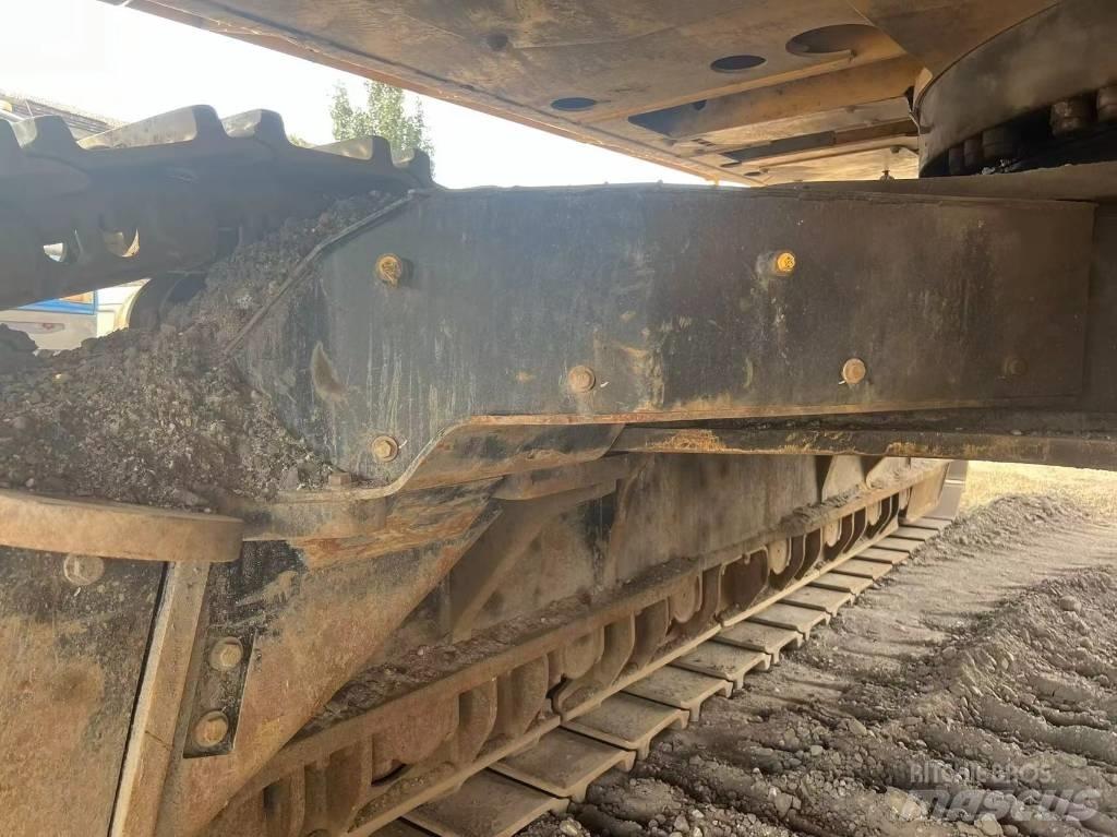 CAT 374 Escavadoras de rastos