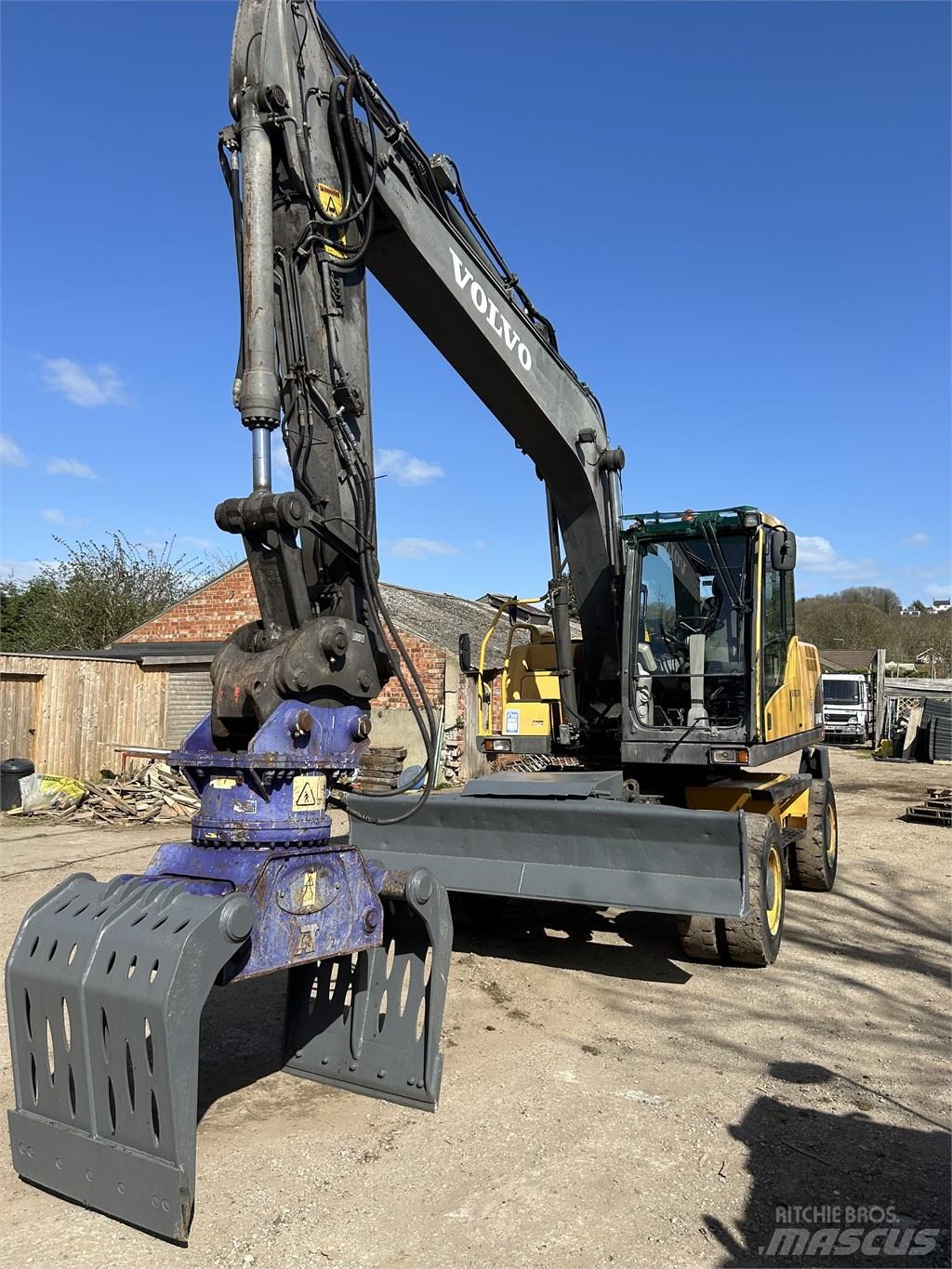  Excavator Volvo Escavadoras de rodas