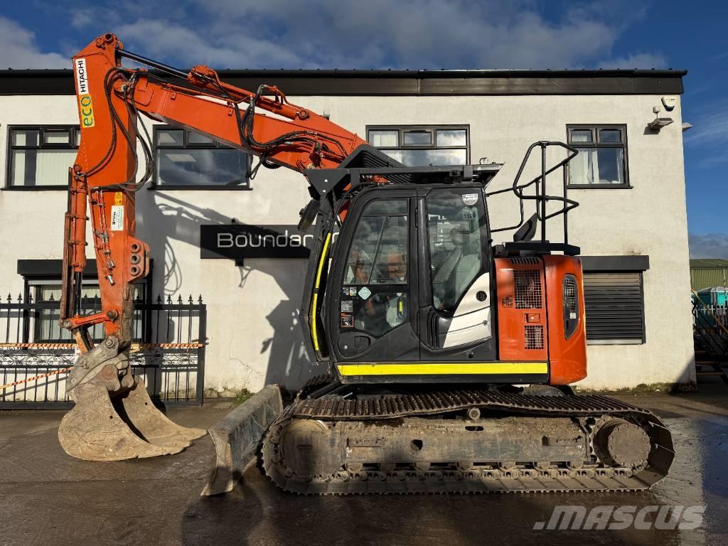 Hitachi ZX 135 US-6 Escavadoras de rastos