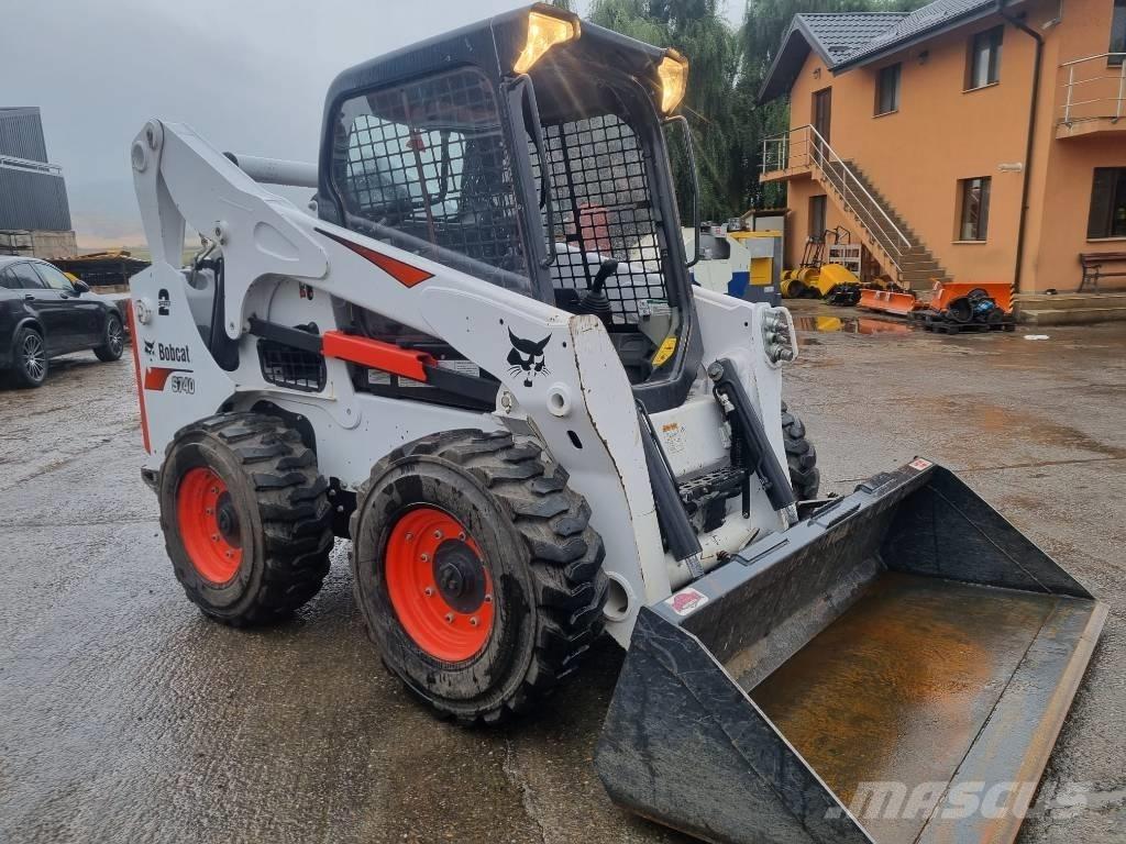Bobcat S740 Carregadoras de direcção deslizante