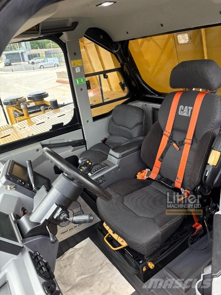 CAT 775 G Camiőes dumper basculantes rígidos