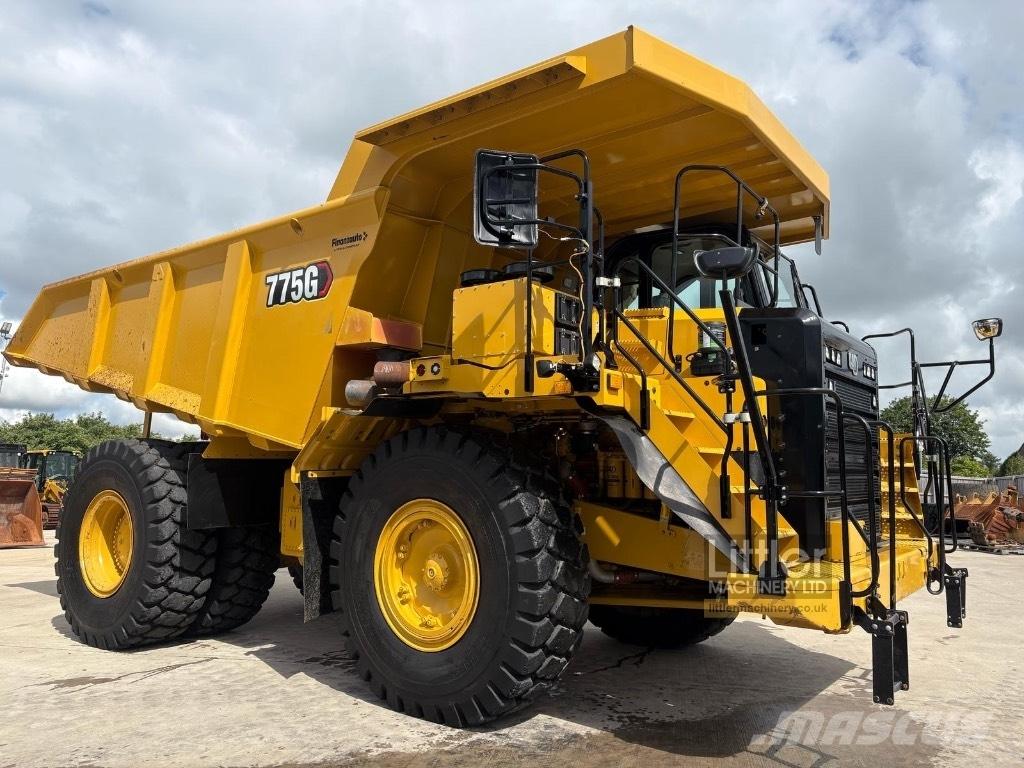 CAT 775 G Camiőes dumper basculantes rígidos