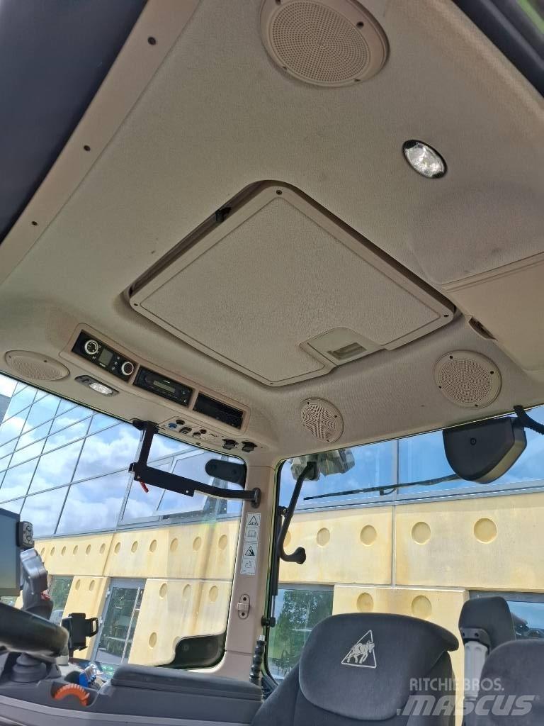 Fendt 724 Profi Plus Tratores Agrícolas usados