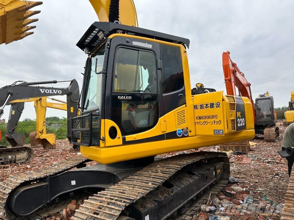 Komatsu PC 220-8M Escavadoras de rastos