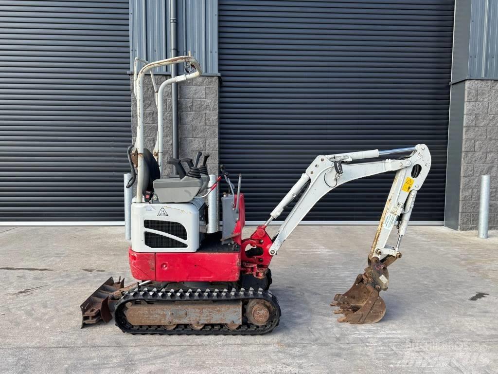Takeuchi TB 210 R Mini Escavadoras <7t