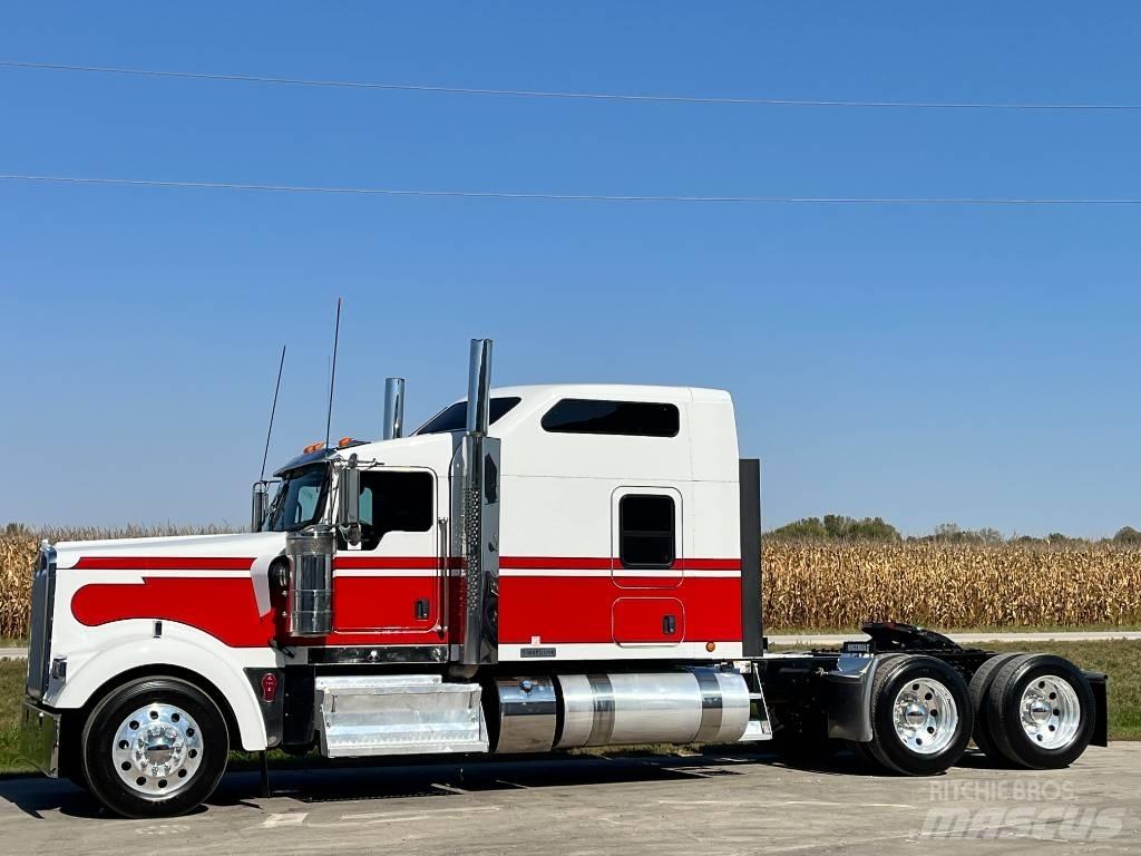 Kenworth W 900 Tractores (camiões)