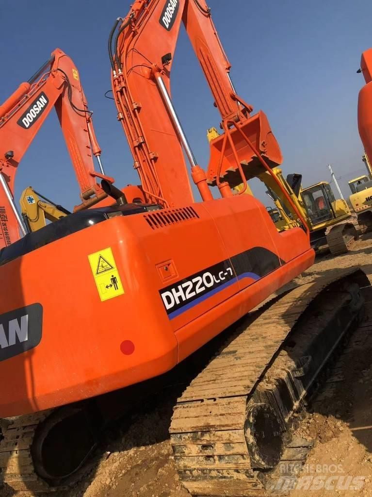 Doosan 220-7 Escavadoras de rastos