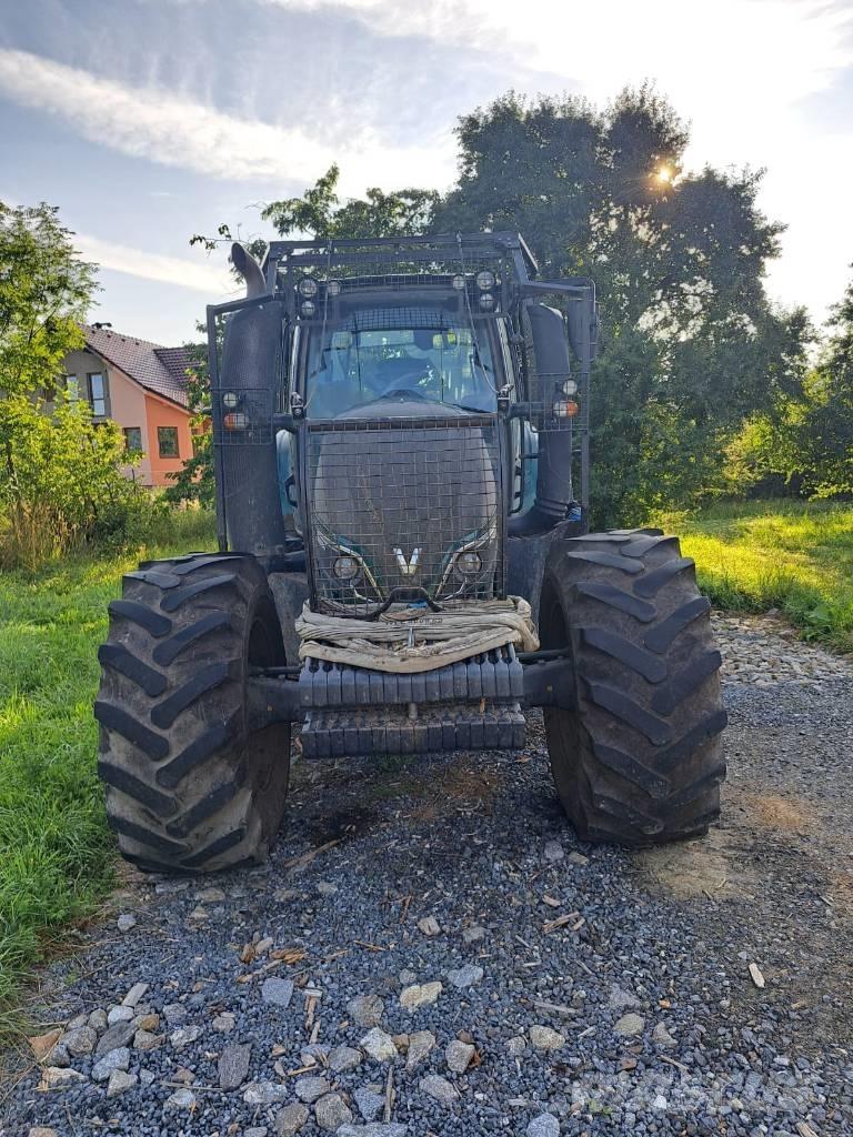 Valtra T 234 Direct Tractores florestais