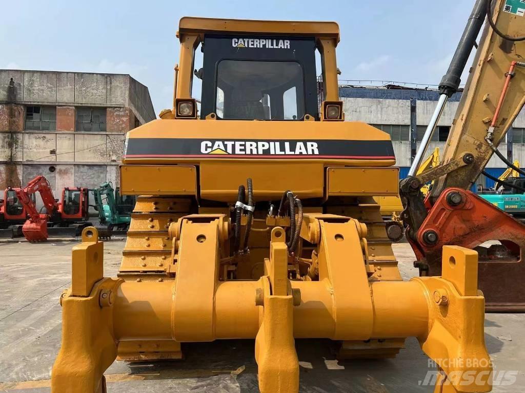 CAT D8R Dozers - Tratores rastos