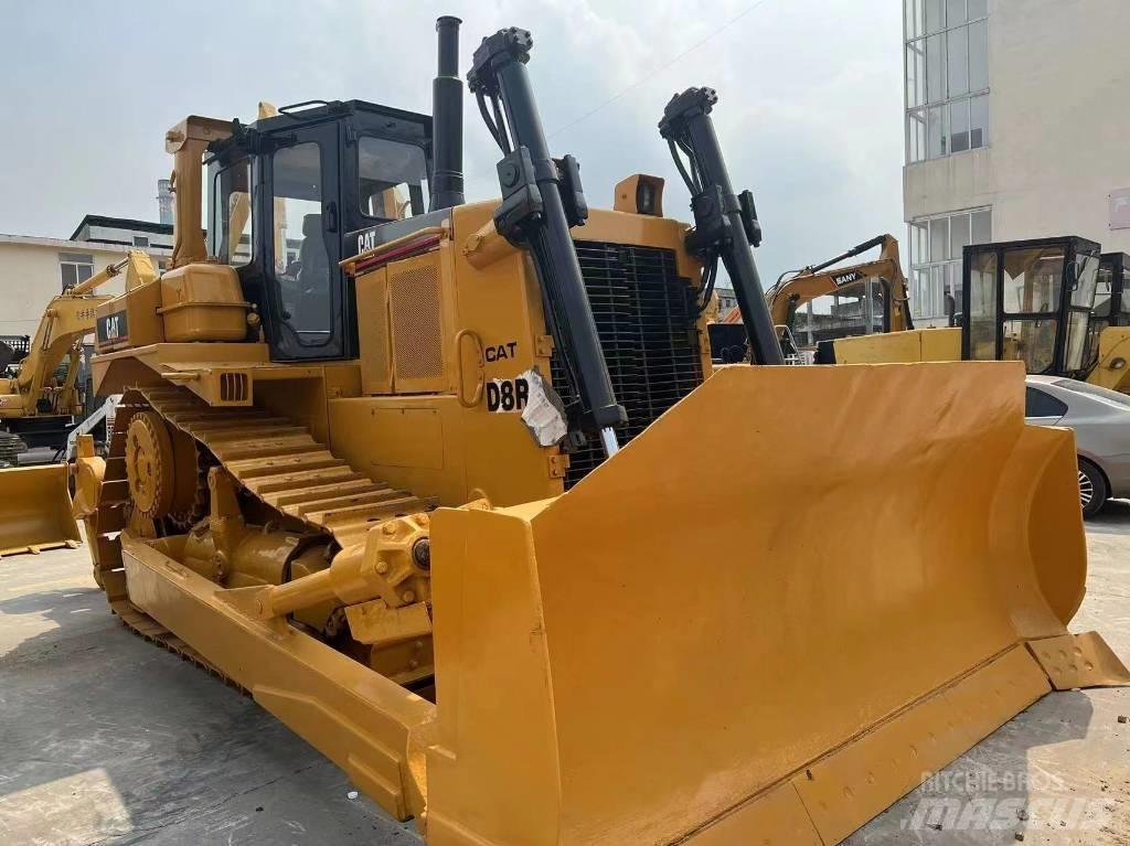 CAT D8R Dozers - Tratores rastos