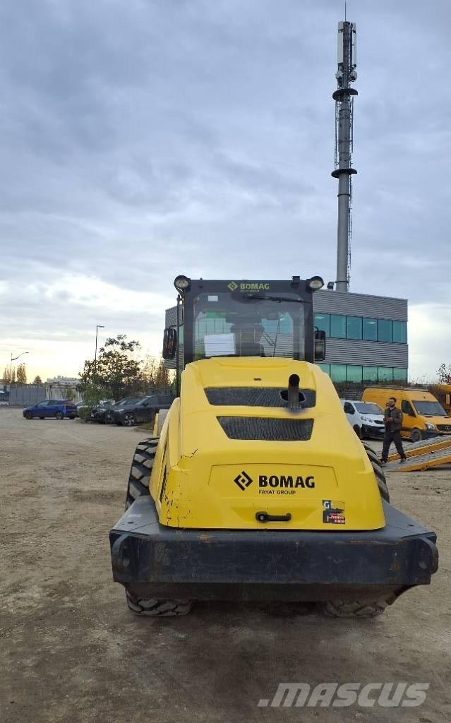Bomag BW219D5 Saltitões