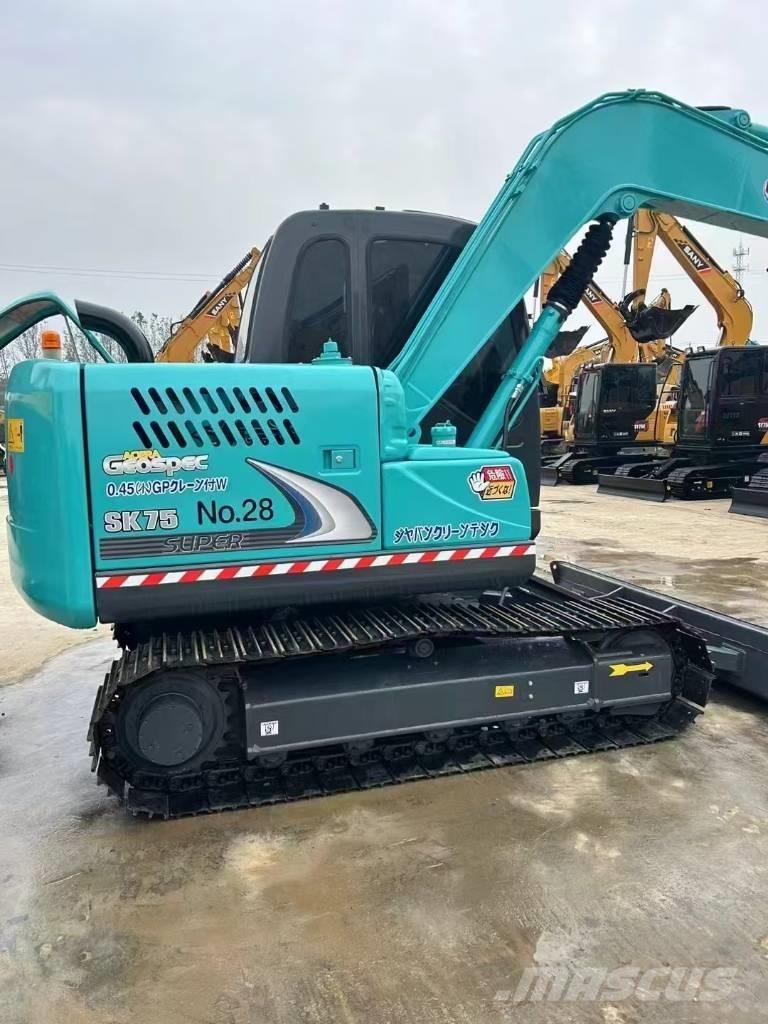 Kobelco SK 75 Escavadoras de rastos