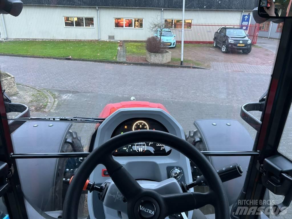 Valtra G125 Active Tratores Agrícolas usados