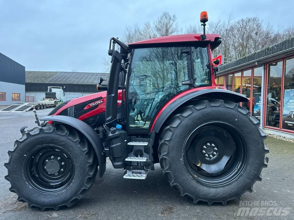 Valtra G125 Active Tratores Agrícolas usados