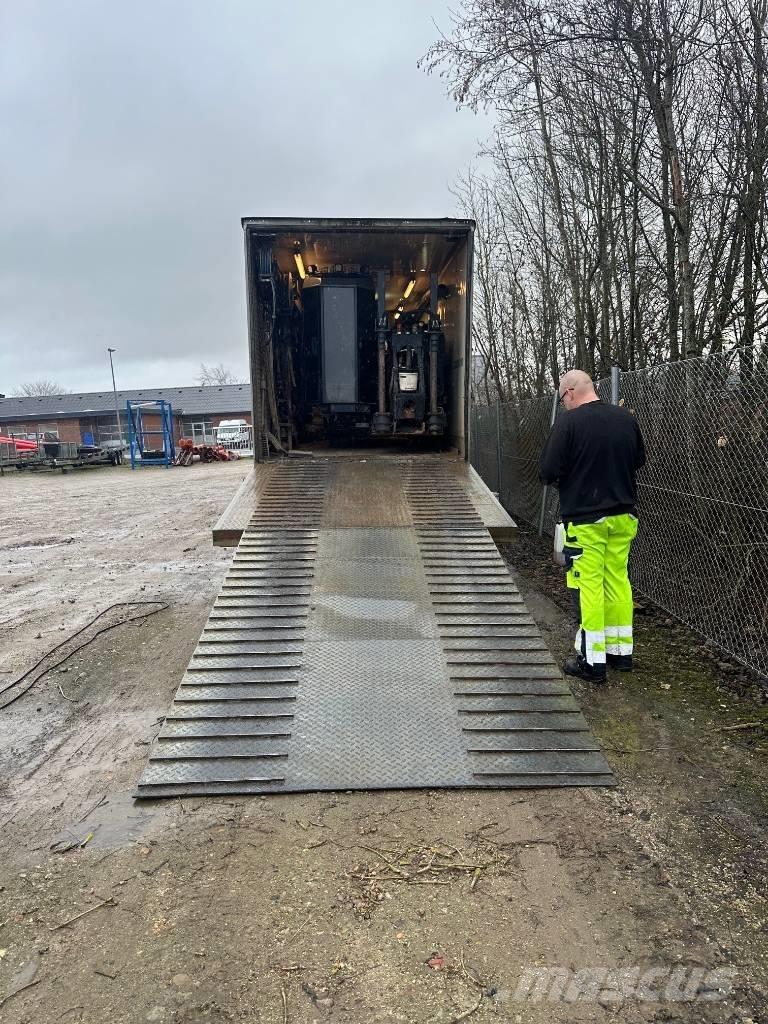 Ditch Witch JT 24 Equipamentos de perfuração direcional horizontal