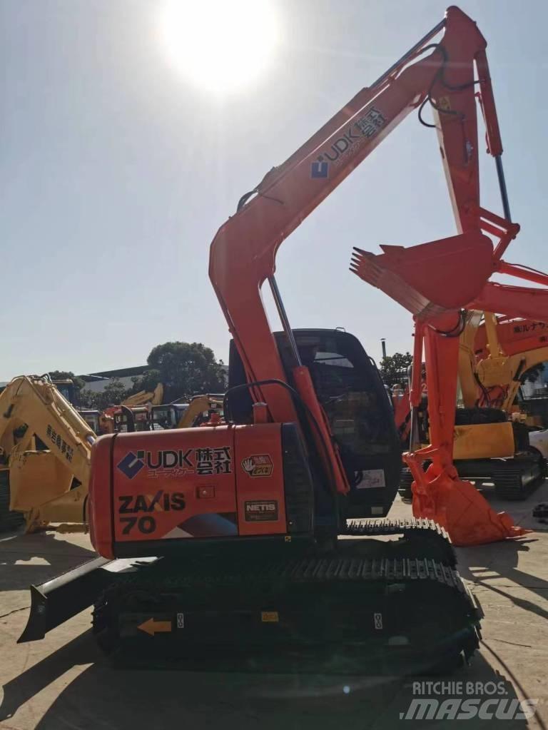 Hitachi ZX 70 Mini Escavadoras <7t