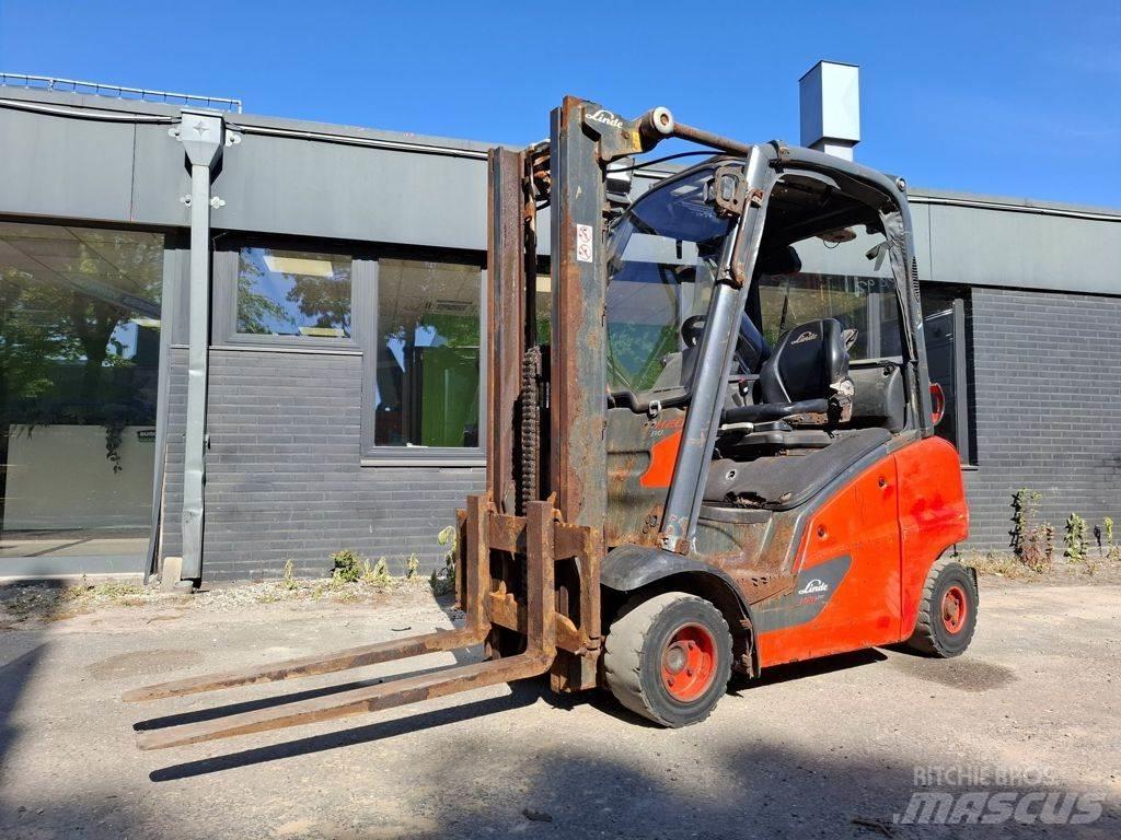 Linde H20T Empilhadores a gás