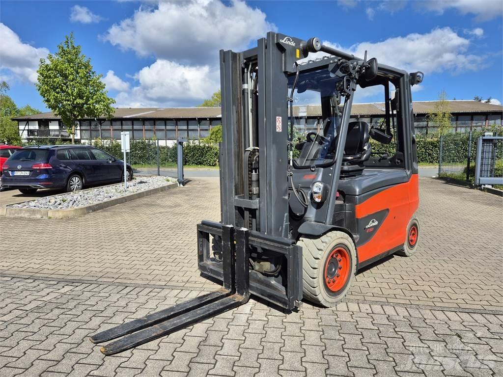 Linde E50HL-01 Empilhadores eléctricos