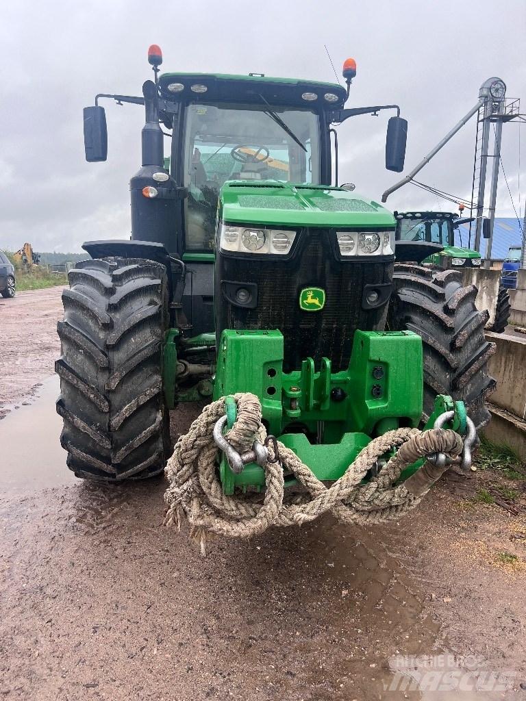 John Deere 8320R Tratores Agrícolas usados