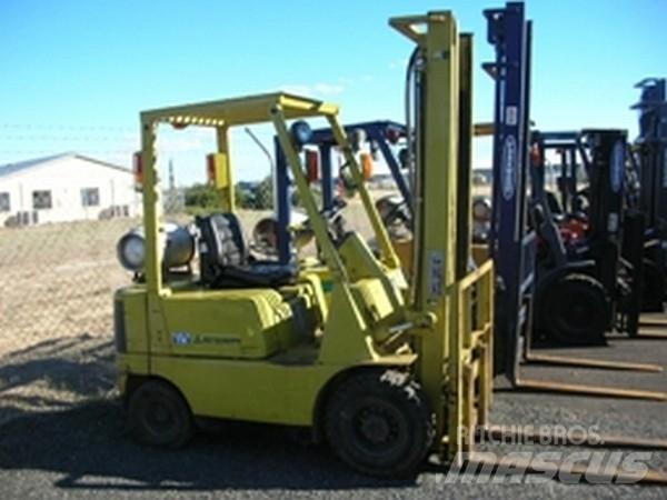 Mitsubishi FG15 Empilhadores de montagem em camião