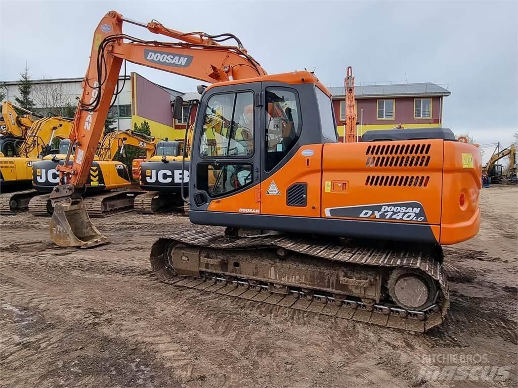 Doosan DX 140 LC-3 Escavadoras de rastos