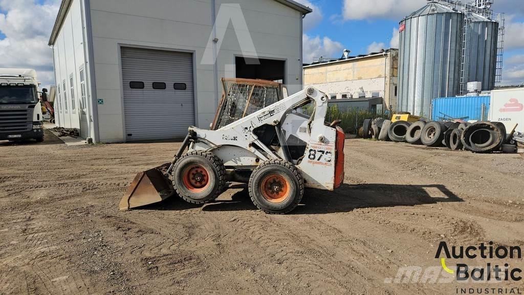 Bobcat 873 Carregadoras de direcção deslizante