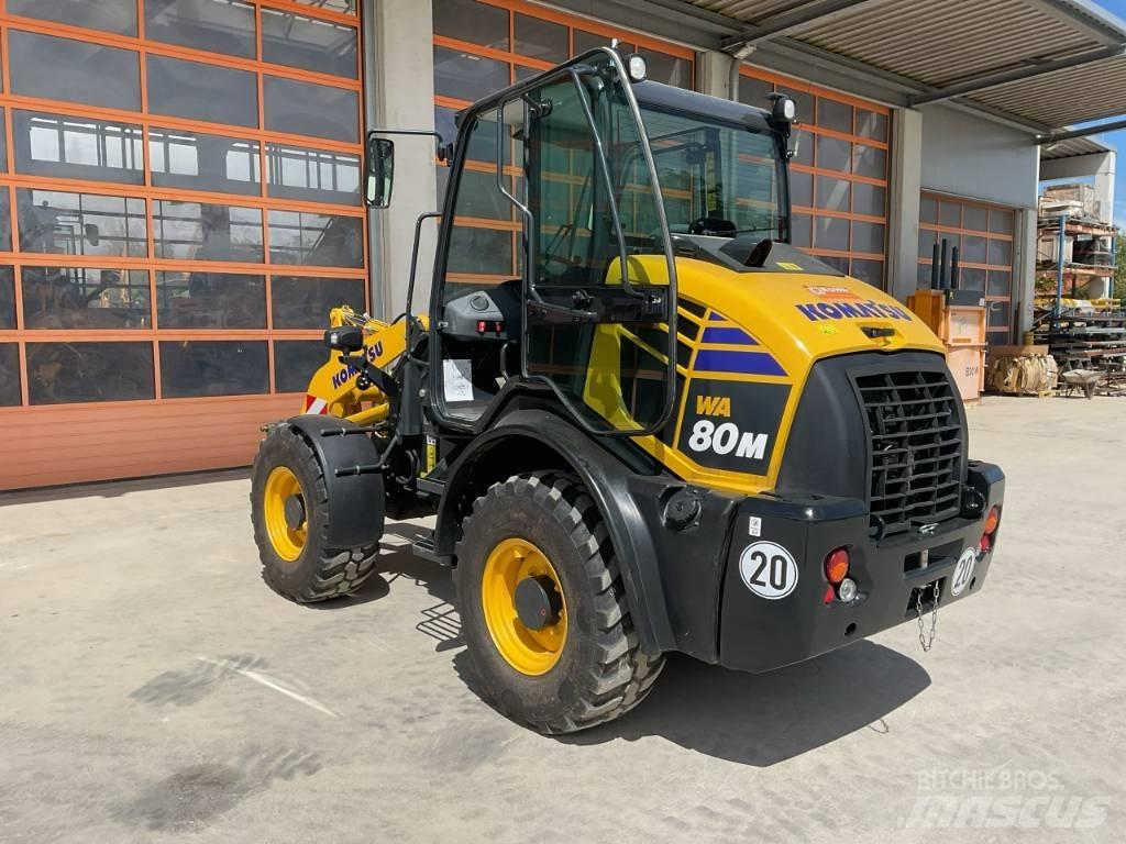 Komatsu WA80M-8 Pás carregadoras de rodas