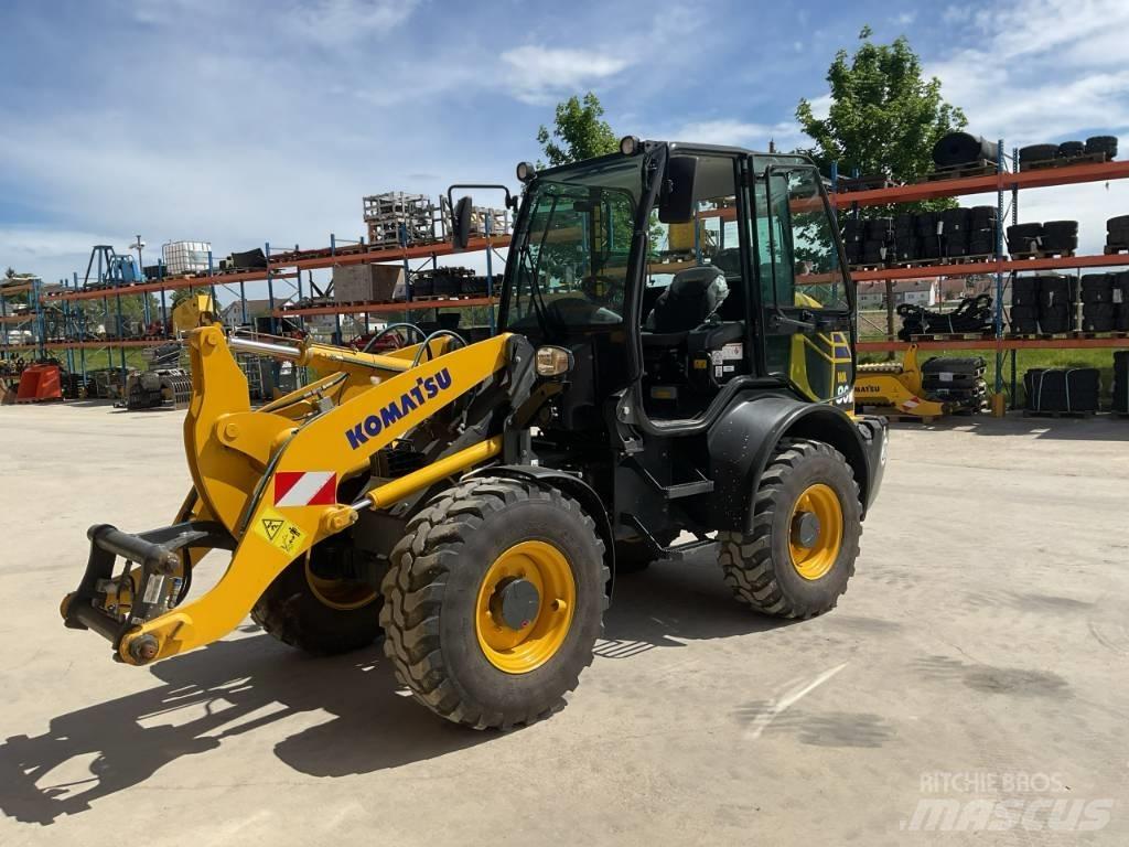 Komatsu WA80M-8 Pás carregadoras de rodas
