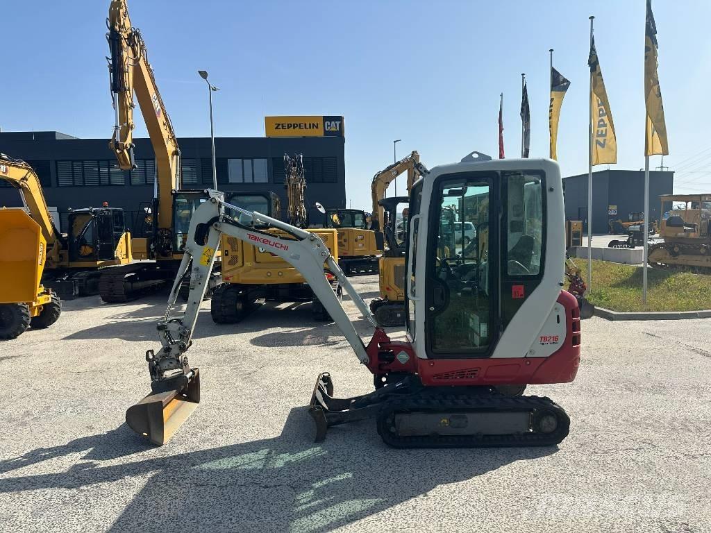 Takeuchi TB216 Mini Escavadoras <7t