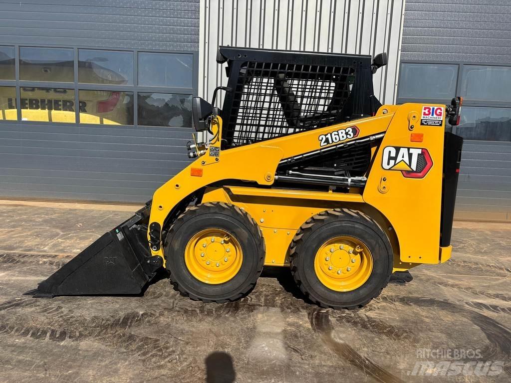 CAT 216B3 Pás carregadoras de rodas