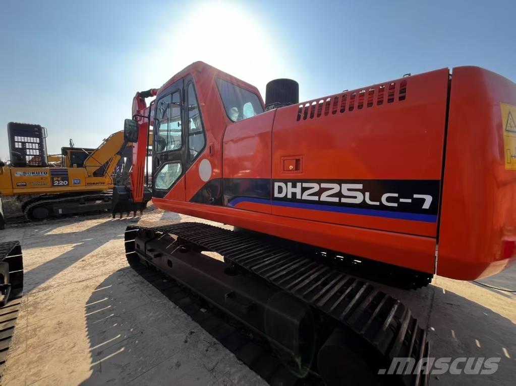 Doosan DH 225 LC-7 Escavadoras de rastos