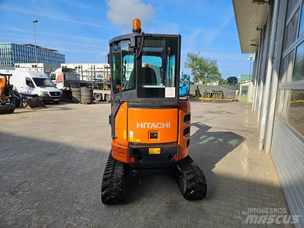 Hitachi ZX26U-6 Mini Escavadoras <7t