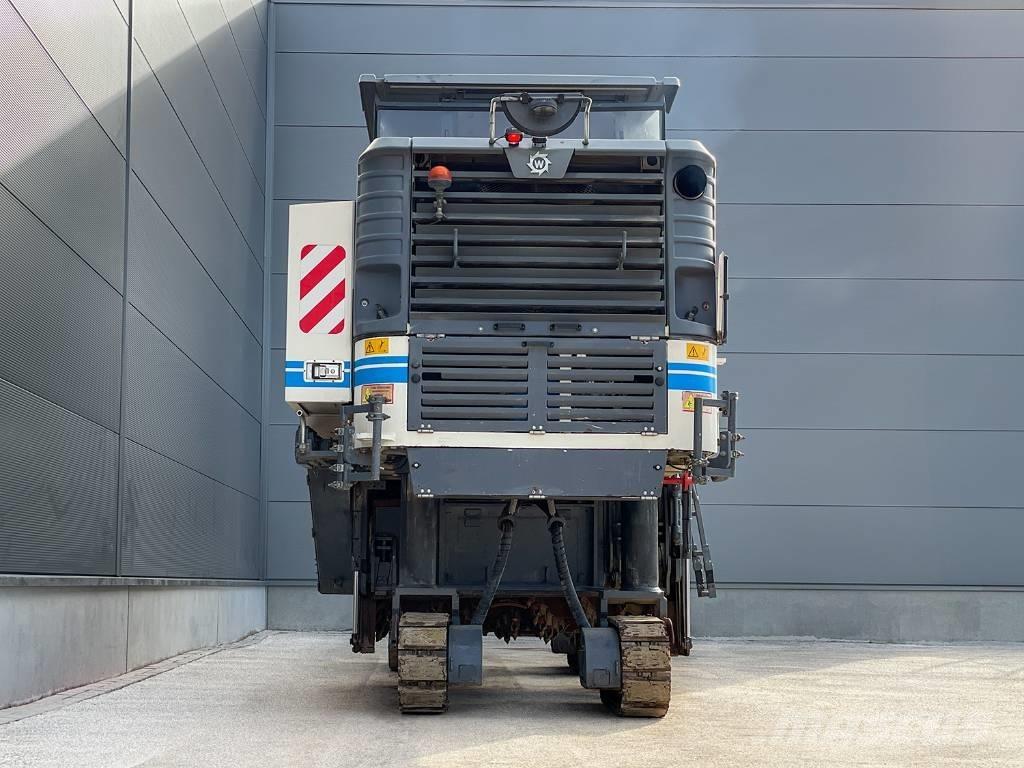 Wirtgen W 200 Fresadoras de asfalto