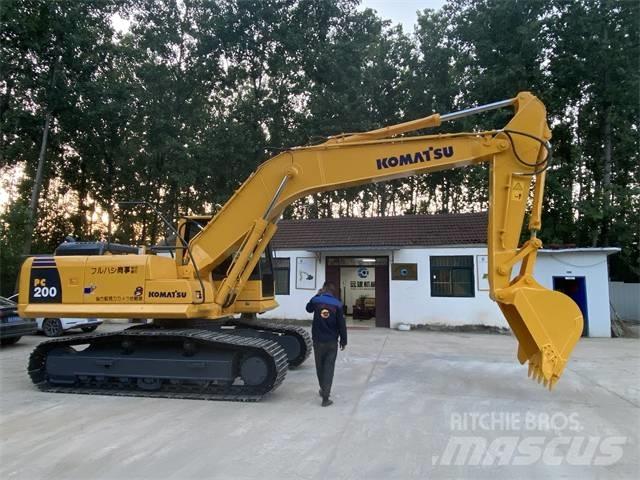 Komatsu PC200-8 Escavadoras de rastos