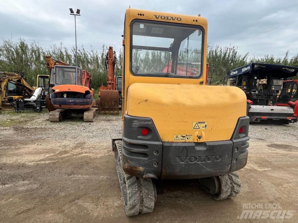 Volvo EC 25 Mini Escavadoras <7t