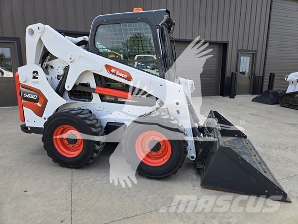 Bobcat S650 Carregadoras de direcção deslizante