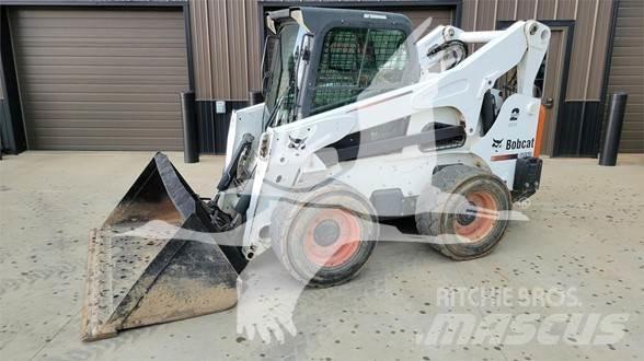 Bobcat S850 Carregadoras de direcção deslizante