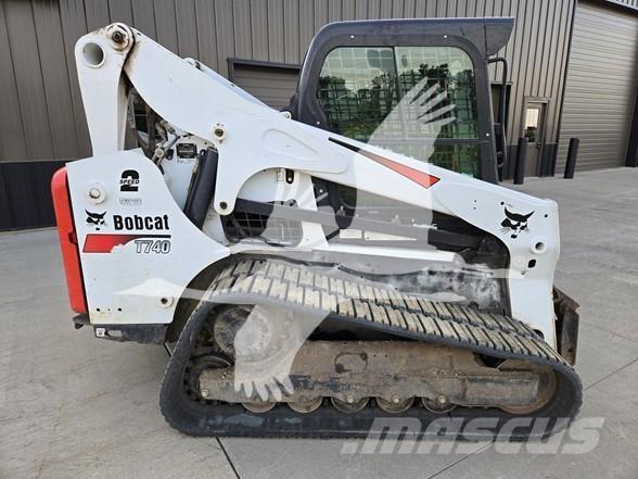 Bobcat T740 Carregadoras de direcção deslizante