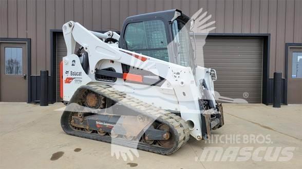 Bobcat T870 Carregadoras de direcção deslizante