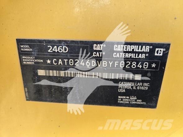 CAT 246D Carregadoras de direcção deslizante