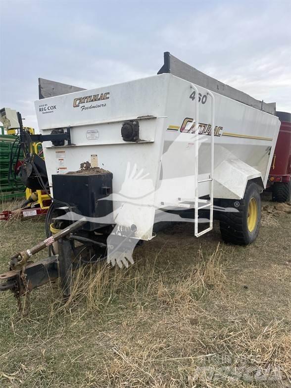  CATTLELAC 460 Alimentadores de misturadoras