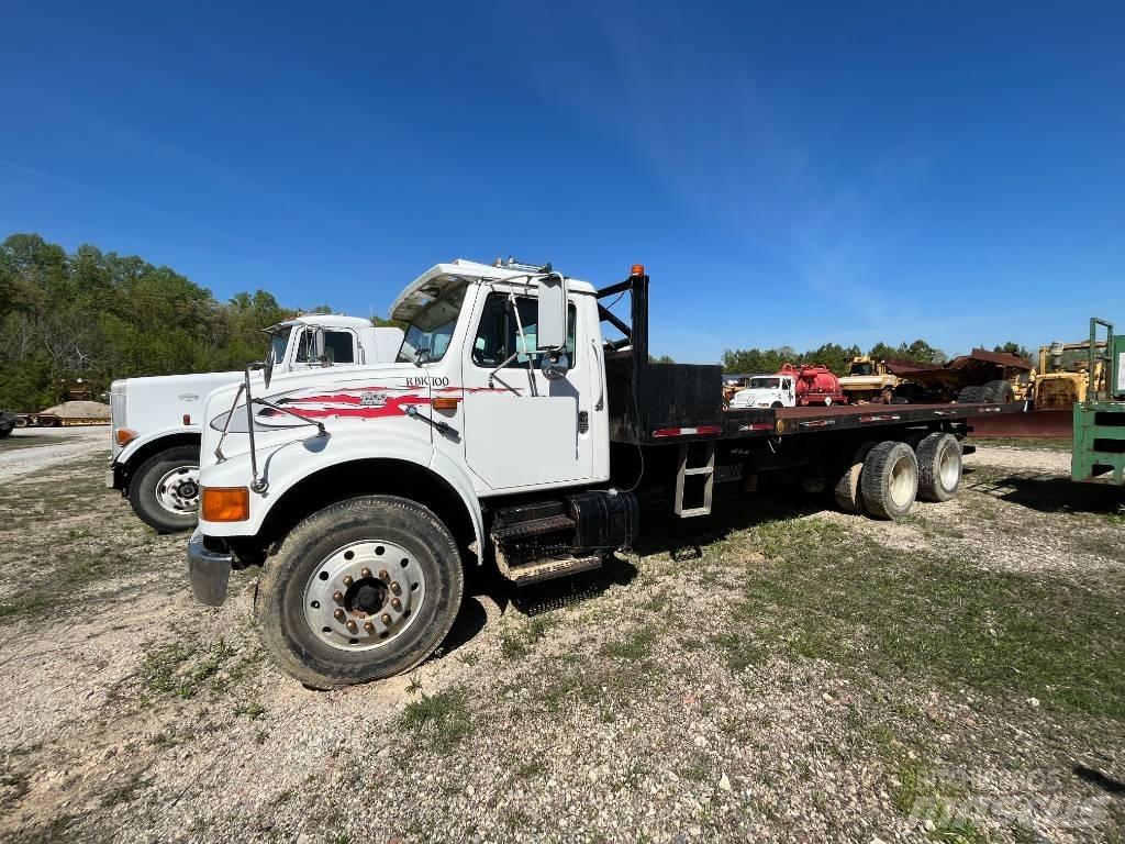 International F 4900 Camiões caixa desmontável com elevador de cabo